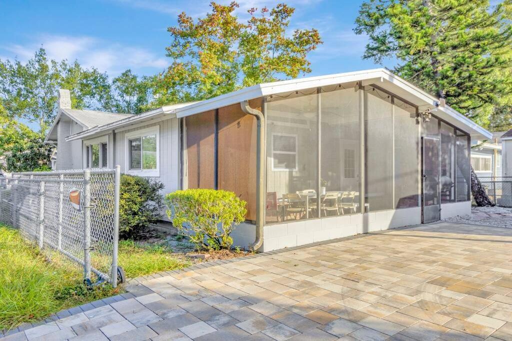 Cozy Bungalow With Patio & Grill, Private And Location Tampa Exterior photo