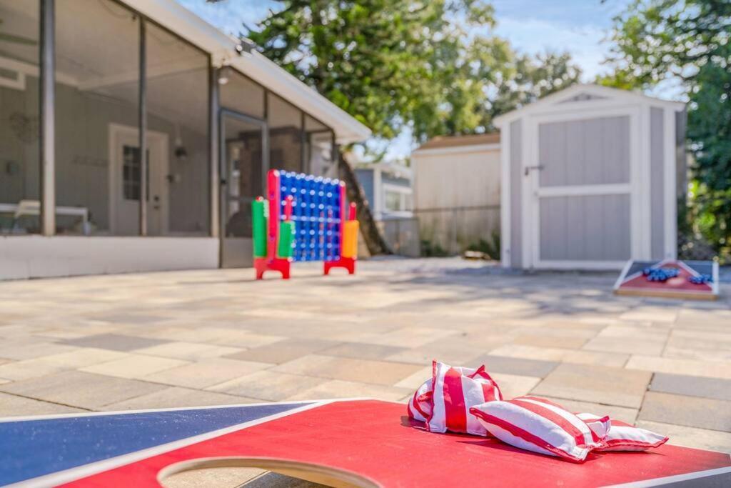 Cozy Bungalow With Patio & Grill, Private And Location Tampa Exterior photo